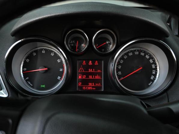 Opel Mokka I с пробегом 2014 года, цена 1 069 000 рублей, 151305 км, внедорожник, Автокод Объявления