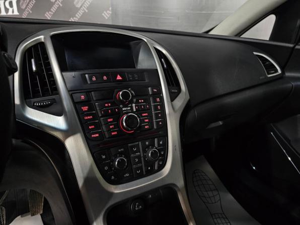 Opel Astra J Рестайлинг с пробегом 2012 года, цена 800 000 рублей, 89000 км, хэтчбек, Автокод Объявления