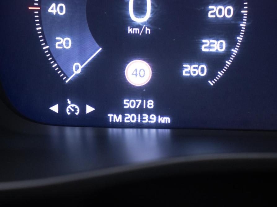 Volvo XC40 I Москва  - изображение 12