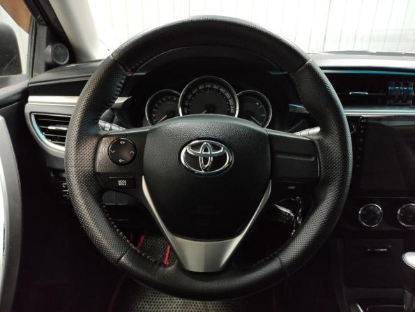 Toyota Corolla XI (E160 E170 E180) с пробегом 2014 года, цена 990 000 рублей, 186312 км, седан, Автокод Объявления