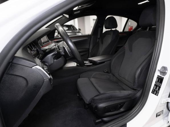 BMW 5 серии VII (G30/G31/G38) с пробегом 2019 года, цена 3 640 000 рублей, 96957 км, седан, Автокод Объявления