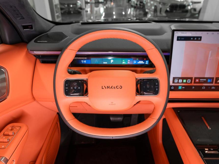 Lynk &amp; Co 900 Москва  - изображение 11