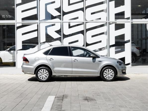 Volkswagen Polo V Рестайлинг с пробегом 2018 года, цена 1 154 600 рублей, 158426 км, седан, Автокод Объявления