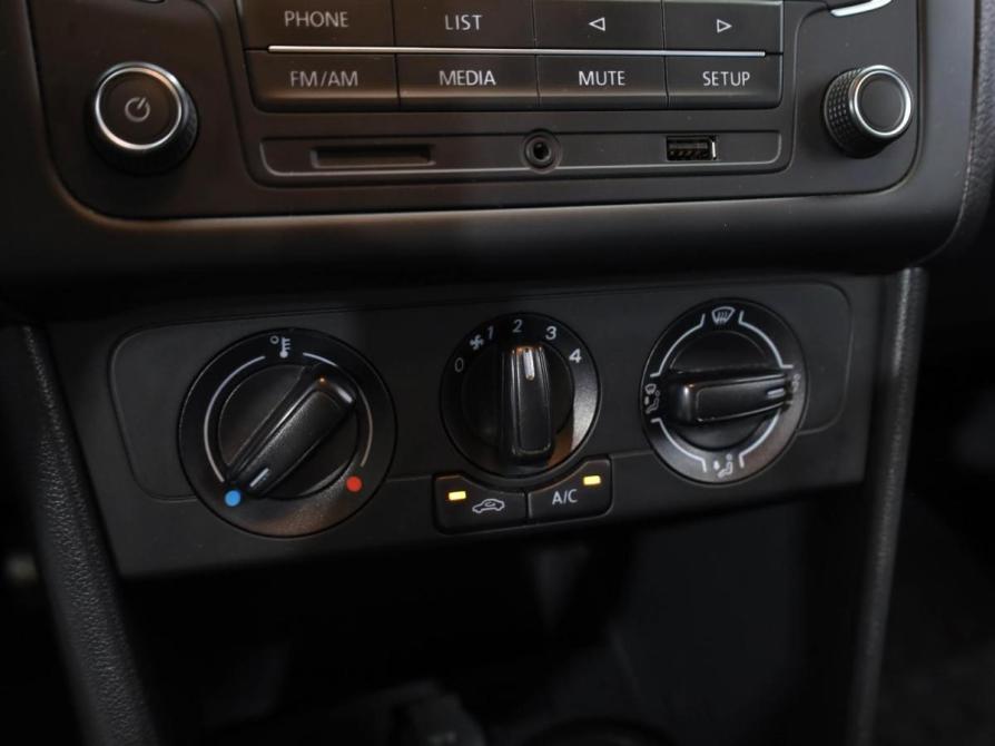 Volkswagen Polo V Рестайлинг Ростов-на-Дону  - изображение 13