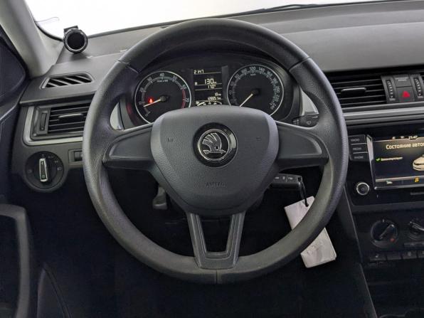 Skoda Rapid I Рестайлинг с пробегом 2019 года, цена 950 000 рублей, 128043 км, лифтбек, Автокод Объявления