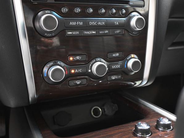 Nissan Pathfinder IV с пробегом 2015 года, цена 2 195 000 рублей, 154237 км, внедорожник, Автокод Объявления