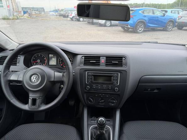 Volkswagen Jetta VI Рестайлинг с пробегом 2014 года, цена 645 000 рублей, 203701 км, седан, Автокод Объявления