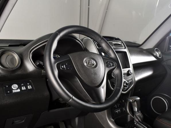Lifan X60 I Рестайлинг 2 с пробегом 2017 года, цена 875 995 рублей, 99171 км, внедорожник, Автокод Объявления