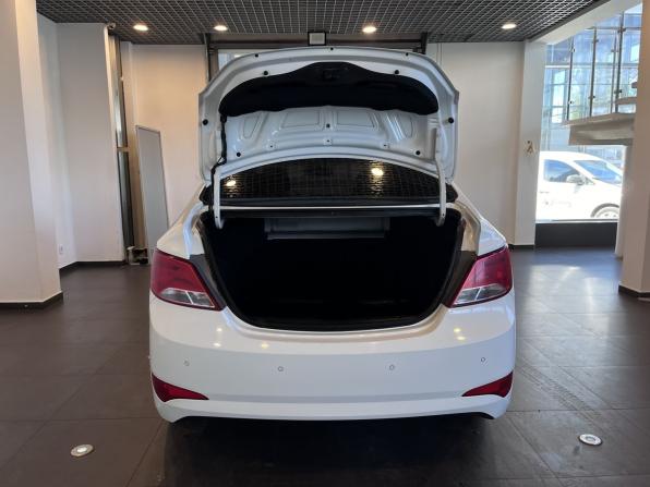 Hyundai Solaris I Рестайлинг с пробегом 2015 года, цена 675 000 рублей, 266663 км, седан, Автокод Объявления