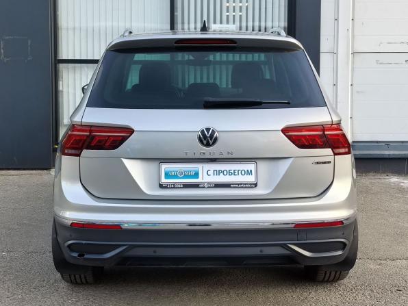 Volkswagen Tiguan II Рестайлинг с пробегом 2021 года, цена 2 950 000 рублей, 148702 км, внедорожник, Автокод Объявления