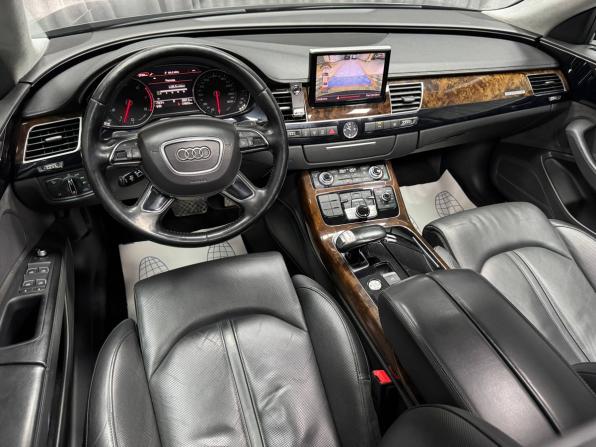 Audi A8 III (D4) Рестайлинг с пробегом 2015 года, цена 2 480 000 рублей, 176033 км, седан, Автокод Объявления