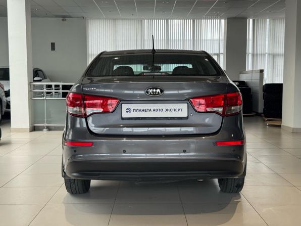 Kia Rio III Рестайлинг с пробегом 2015 года, цена 1 070 000 рублей, 100523 км, седан, Автокод Объявления
