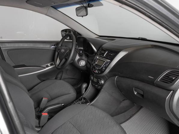 Hyundai Solaris I с пробегом 2013 года, цена 810 000 рублей, 161300 км, седан, Автокод Объявления
