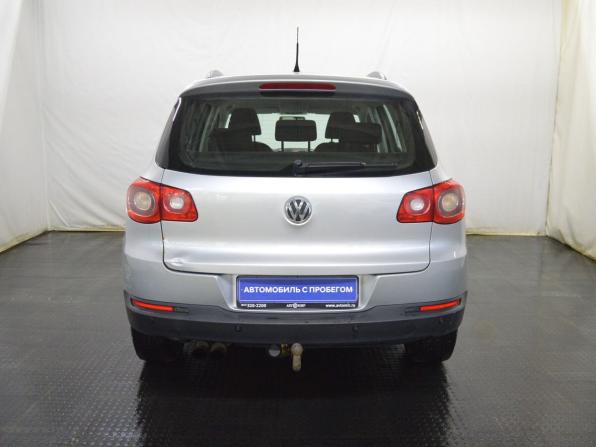 Volkswagen Tiguan I с пробегом 2011 года, цена 760 000 рублей, 244913 км, внедорожник, Автокод Объявления