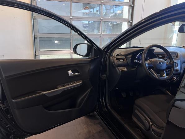 Kia Rio III с пробегом 2013 года, цена 735 000 рублей, 276399 км, седан, Автокод Объявления