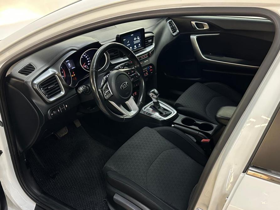 Kia Ceed III Санкт-Петербург  - изображение 7