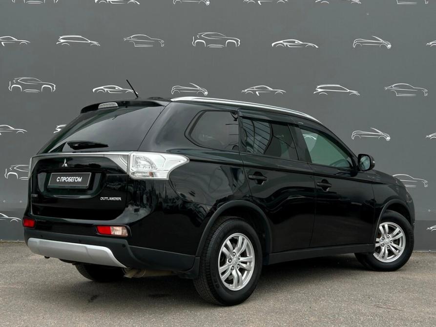 Mitsubishi Outlander III Рестайлинг Санкт-Петербург  - изображение 2