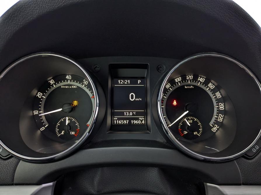 Skoda Yeti I Рестайлинг Москва  - изображение 13