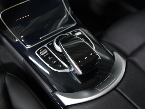 Mercedes-Benz C-Класс IV (W205) Рестайлинг с пробегом 2018 года, цена 2 450 000 рублей, 85739 км, седан, Автокод Объявления