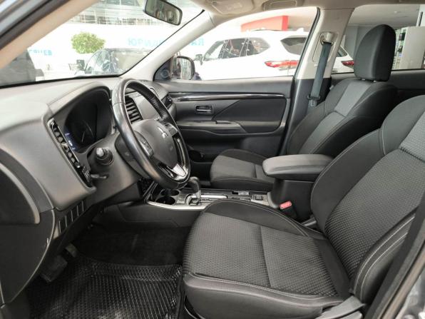 Mitsubishi Outlander III Рестайлинг 3 с пробегом 2019 года, цена 2 400 000 рублей, 114720 км, внедорожник, Автокод Объявления