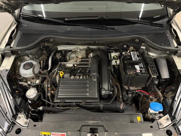 Skoda Karoq I с пробегом 2020 года, цена 2 222 000 рублей, 85081 км, внедорожник, Автокод Объявления