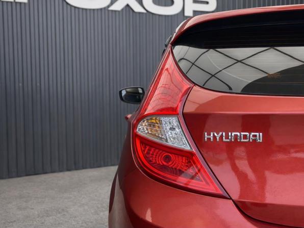 Hyundai Solaris I с пробегом 2012 года, цена 747 000 рублей, 176371 км, хэтчбек, Автокод Объявления