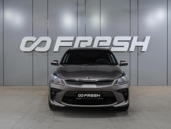 Kia Rio IV с пробегом 2018 года, цена 999 000 рублей, 105322 км, седан, Автокод Объявления