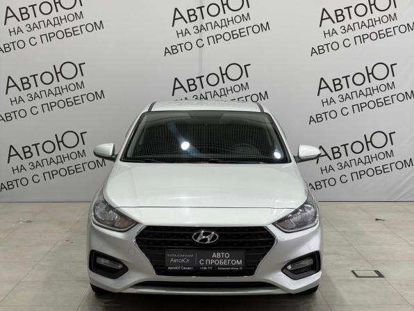 Hyundai Solaris II с пробегом 2017 года, цена 1 389 000 рублей, 88500 км, седан, Автокод Объявления