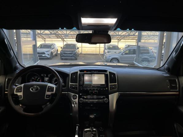 Toyota Land Cruiser 200 Series Рестайлинг 1 с пробегом 2014 года, цена 4 120 000 рублей, 260000 км, внедорожник, Автокод Объявления