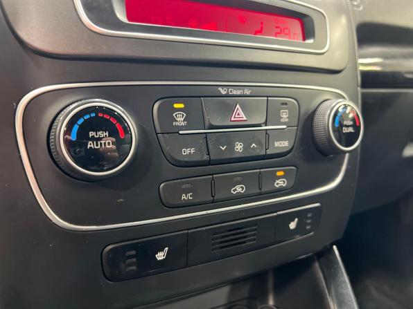 Kia Sorento II Рестайлинг с пробегом 2019 года, цена 2 135 000 рублей, 99000 км, внедорожник, Автокод Объявления