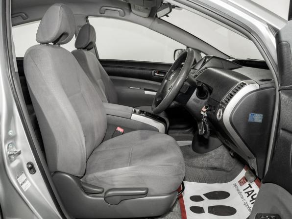 Toyota Prius II Рестайлинг (XW20) с пробегом 2011 года, цена 824 000 рублей, 185080 км, лифтбек, Автокод Объявления
