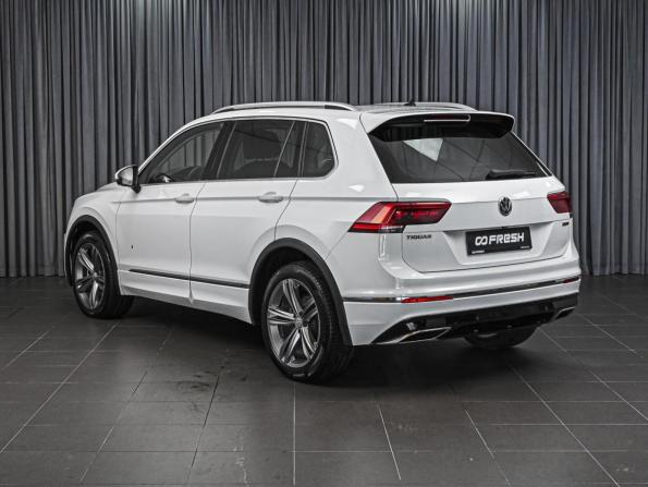 Volkswagen Tiguan II с пробегом 2018 года, цена 2 548 000 рублей, 107537 км, внедорожник, Автокод Объявления
