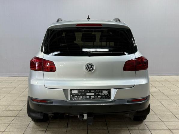 Volkswagen Tiguan I Рестайлинг с пробегом 2012 года, цена 1 050 000 рублей, 278621 км, внедорожник, Автокод Объявления