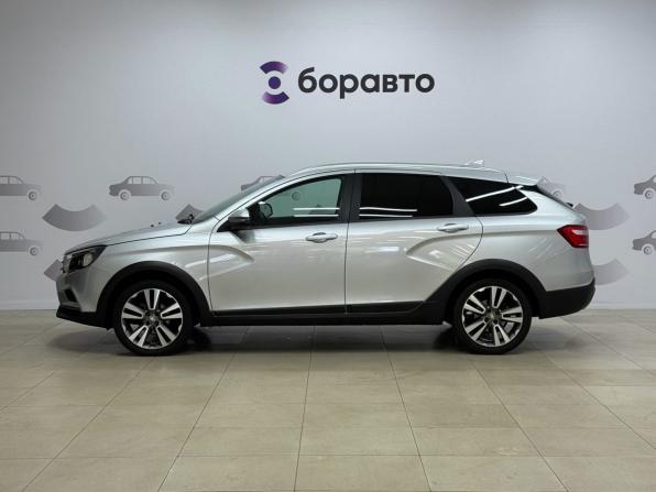 Lada (ВАЗ) Vesta I с пробегом 2022 года, цена 1 220 000 рублей, 98120 км, универсал, Автокод Объявления