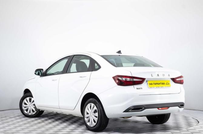 Lada (ВАЗ) Vesta I Рестайлинг (NG) с пробегом 2023 года, цена 1 179 000 рублей, 65000 км, седан, Автокод Объявления