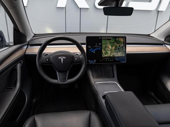 Tesla Model Y I с пробегом 2021 года, цена 4 330 000 рублей, 36209 км, внедорожник, Автокод Объявления