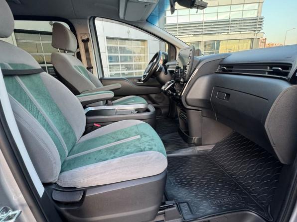 Hyundai Staria I с пробегом 2022 года, цена 4 500 000 рублей, 96800 км, минивэн, Автокод Объявления