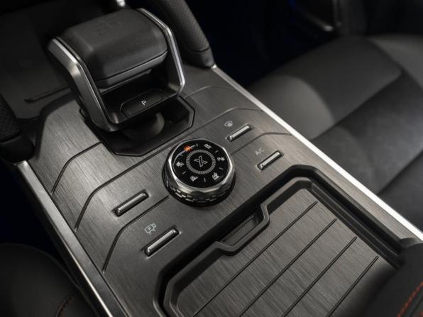 JETOUR T2 с пробегом 2024 года, цена 3 400 000 рублей, 47000 км, внедорожник, Автокод Объявления