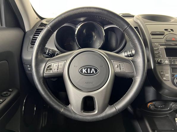 Kia Soul I с пробегом 2011 года, цена 875 000 рублей, 153952 км, хэтчбек, Автокод Объявления