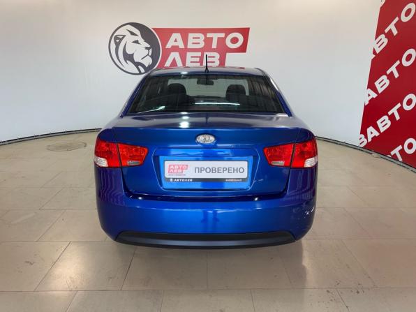 Kia Cerato II с пробегом 2010 года, цена 650 000 рублей, 304350 км, седан, Автокод Объявления