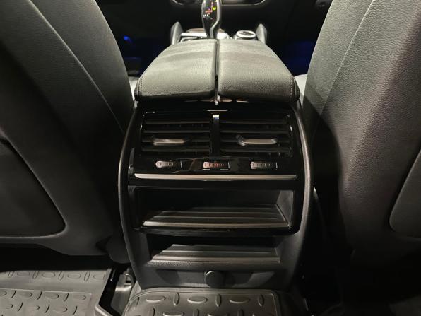 BMW 5 серии VII (G30/G31/G38) с пробегом 2017 года, цена 2 850 000 рублей, 48130 км, седан, Автокод Объявления