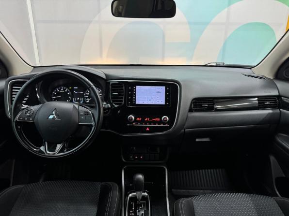 Mitsubishi Outlander III Рестайлинг 3 с пробегом 2020 года, цена 2 395 000 рублей, 130705 км, внедорожник, Автокод Объявления