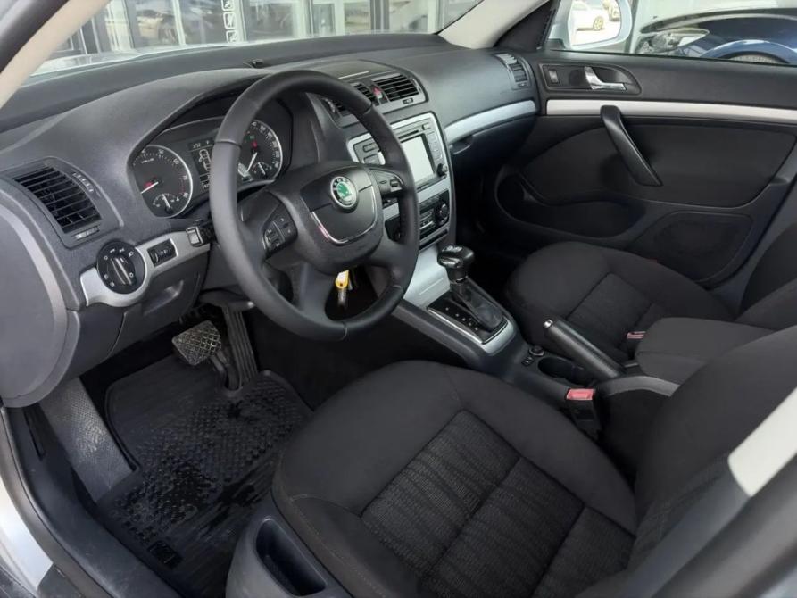 Skoda Octavia II (A5) Рестайлинг Волгоград  - изображение 12