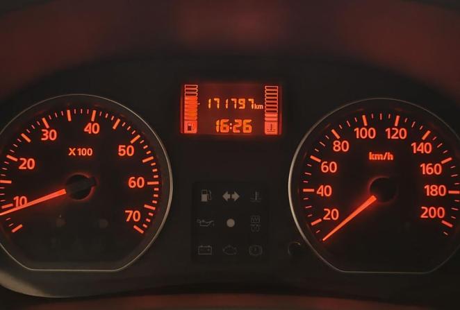 Renault Sandero I с пробегом 2010 года, цена 550 000 рублей, 171698 км, хэтчбек, Автокод Объявления