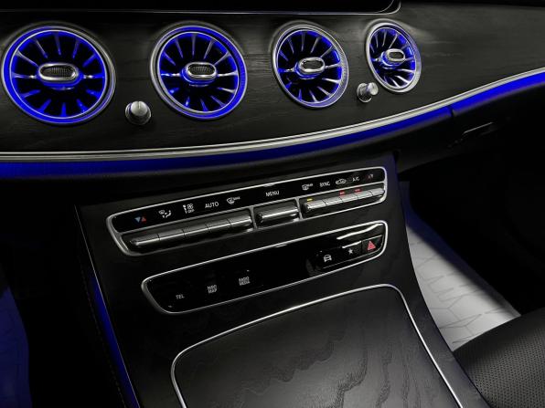 Mercedes-Benz E-Класс V (W213 S213 C238) Рестайлинг с пробегом 2023 года, цена 7 740 000 рублей, 41785 км, седан, Автокод Объявления