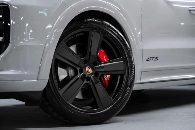 Новый Porsche Cayenne III Рестайлинг 2025 года, цена 22 700 000 рублей, внедорожник, Автокод Объявления