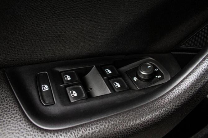 Volkswagen Passat B8 с пробегом 2018 года, цена 2 129 000 рублей, 269000 км, универсал, Автокод Объявления