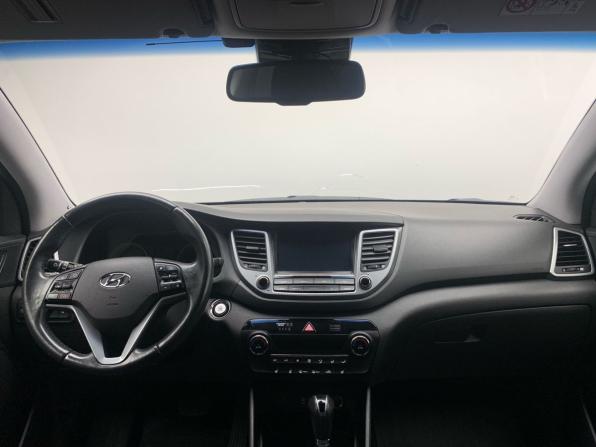 Hyundai Tucson III с пробегом 2017 года, цена 1 933 000 рублей, 140010 км, внедорожник, Автокод Объявления