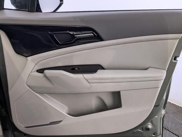 Kia Sportage V с пробегом 2023 года, цена 3 200 000 рублей, 36260 км, внедорожник, Автокод Объявления