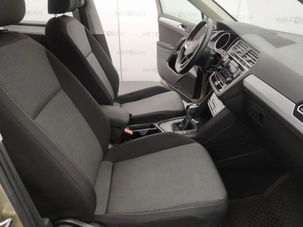 Volkswagen Tiguan II Рестайлинг с пробегом 2021 года, цена 2 600 000 рублей, 67651 км, внедорожник, Автокод Объявления